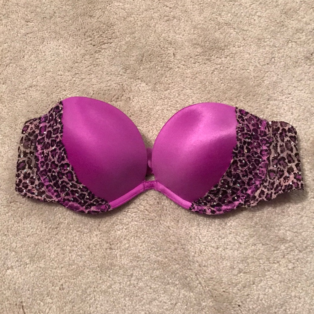 PINK Heartbreaker Bra (34B)
